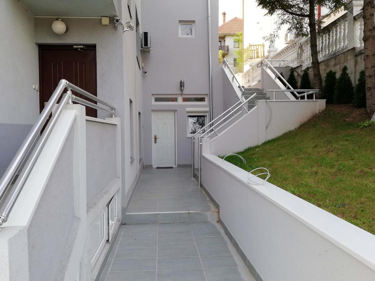 Apartmani Nana Sokobanja エクステリア 写真